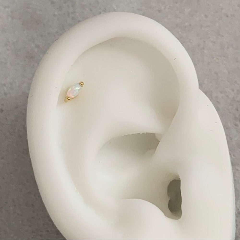 18k Gold Opal Crystal Teardrop Earring Brand New